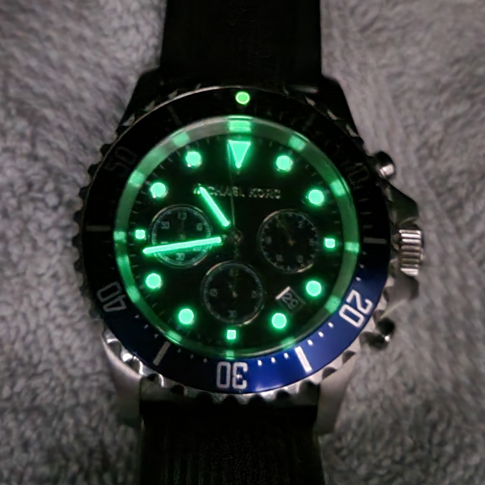 Michael Kors Submariner Batman - Picture 4 of 6